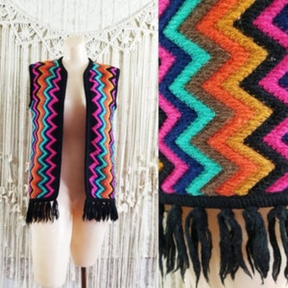 Vintage 70s Zig Zag Woven Bohemian Folk Festival
